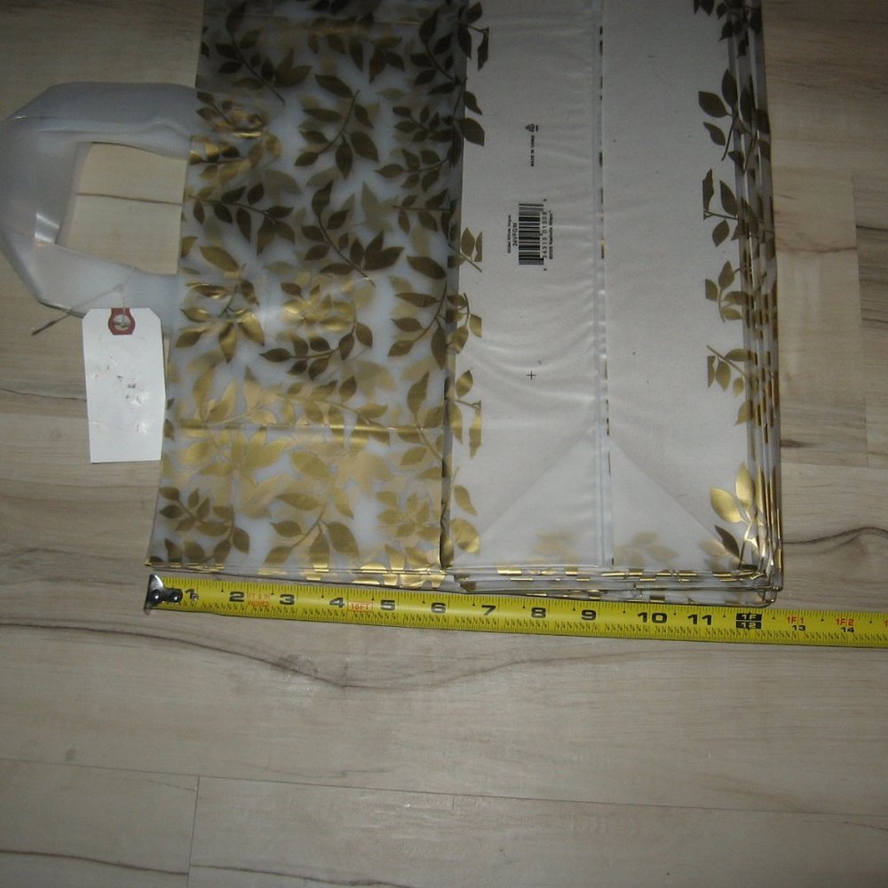 10 - Gold Leaves Gift Bags